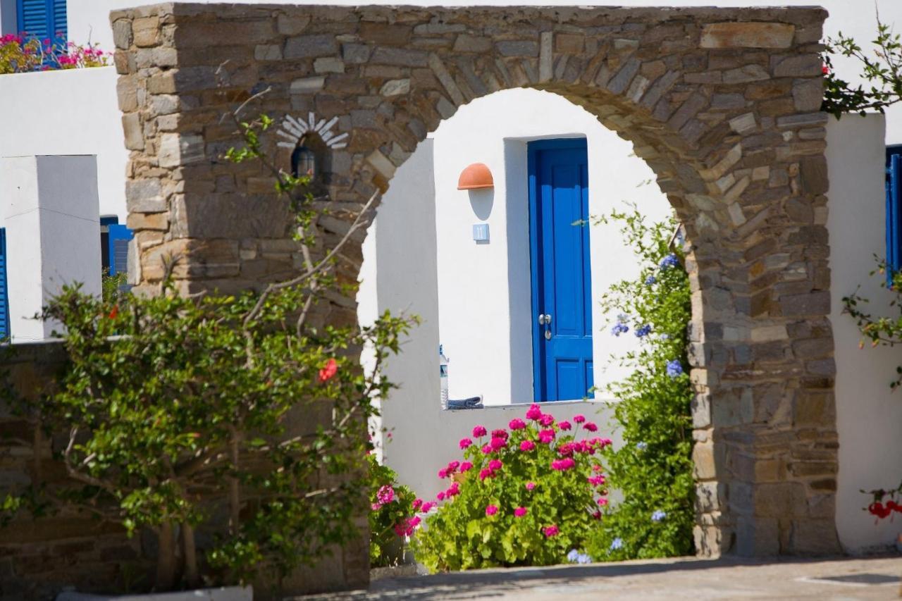 Paros Philoxenia Hotel Chrisi Akti  Bagian luar foto